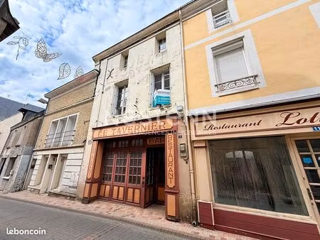 immeuble 8 pièces 246 m²