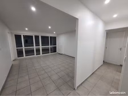 location appartement t4 84m2