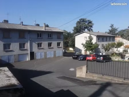 bel appartement f3 de 75 m² avec jardin privatif  garage et cave