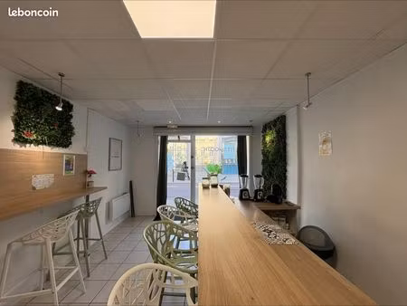 local commercial 47 m²