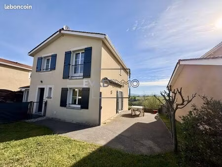maison 5 pièces 112 m²