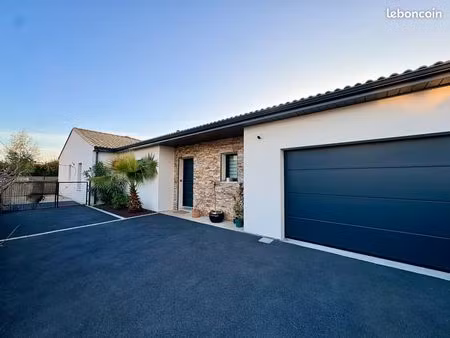 maison plein pied 120m² - 4 chambres - grand garage - sous garantie décennale