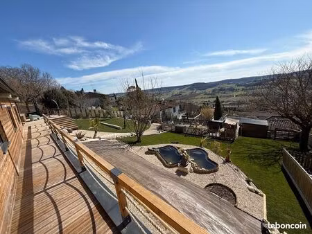 maison de charme avec dépendance et vue exceptionnelle à penne d’agenais