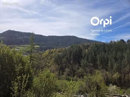 terrain 1 786 m² mende