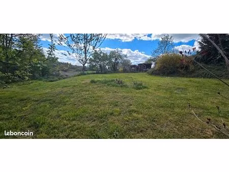 terrain constructible 700m2