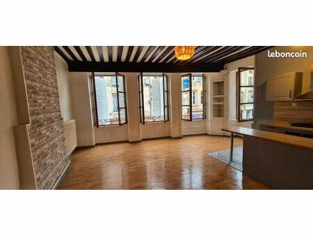 location appartement centre ville de langres