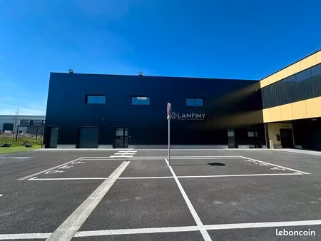 bureaux 230 m²