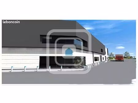 local d'activité 1 244 m²