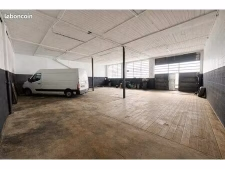 local industriel  garage  local commercial 162m2