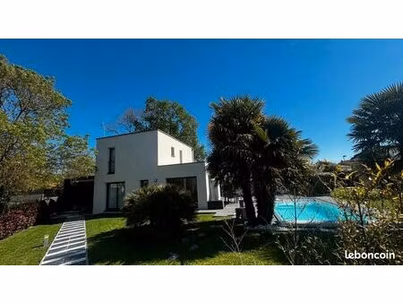 belle maison contemporaine