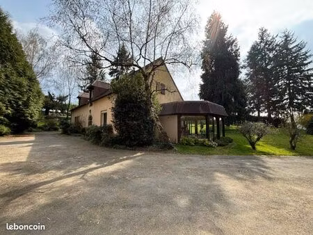 ?maison 160m2 + dépendance + 2 terrains constructibles - 5000m2