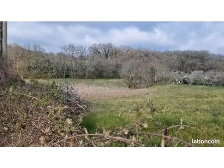 terrain 803 m² figeac