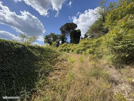 terrain 1958 m² souillac