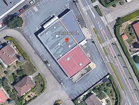 local supermarché 1280 m²