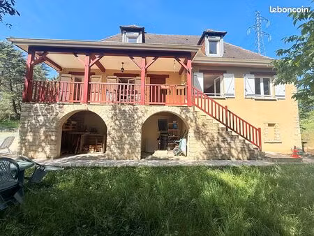 maison 7 pièces 175 m²