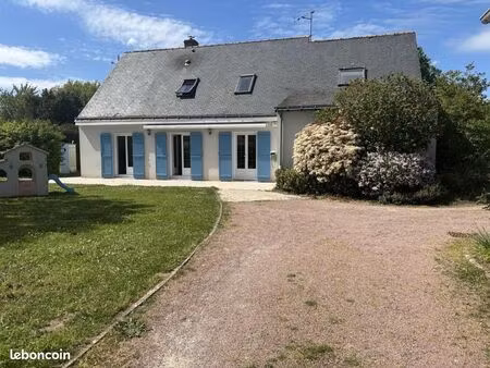 maison 9 pièces 185 m²