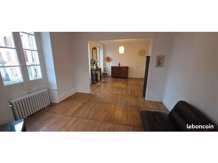 immeuble 210 m² cahors