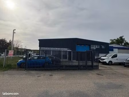 local commercial 510 m²