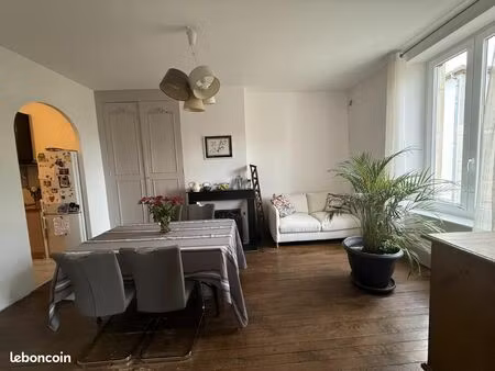appartement 6 pièces 180 m²