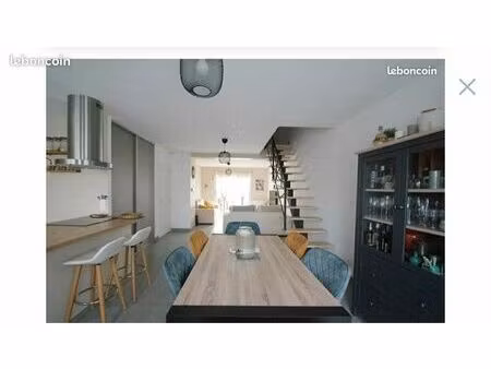 maison de 2017 . 106 m carrés