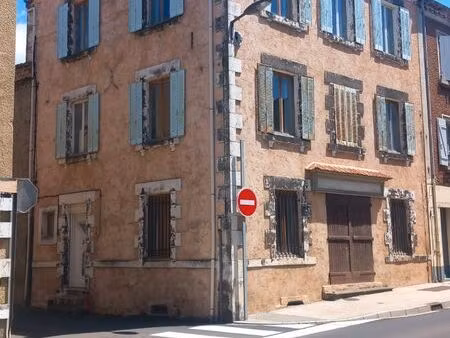 maison à rénover plus local commercia