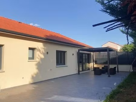 pavillon 5 pièces 135 m²