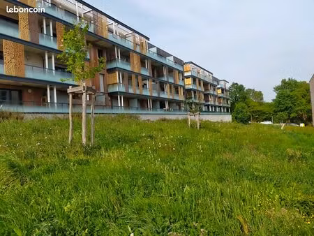 location t2 à carquefou