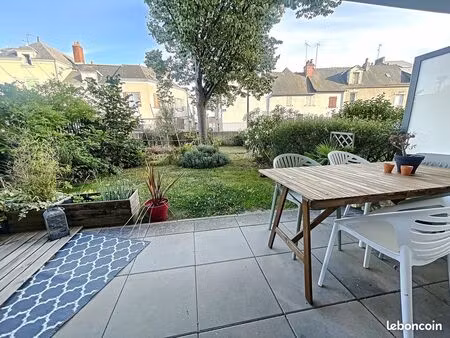 appartement à louer meublé centre historique d'ancenis avec une chambre  place de parking 