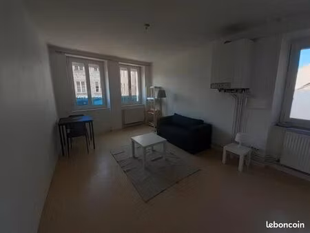 location studio meublé - plein centre