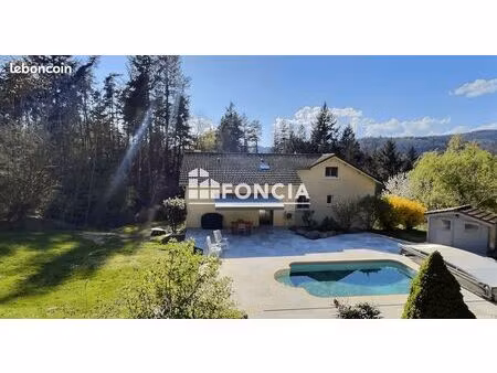 maison + appartement secteur résidentiel