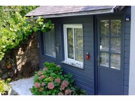 chambre indépendante chez l'habitant – semaine uniquement – proche centre-ville