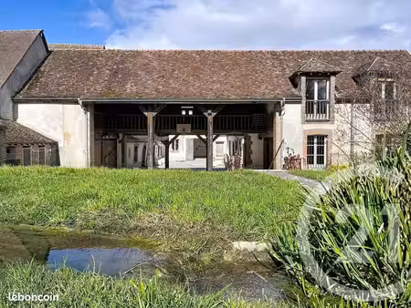 maison 10 pièces 259 m²