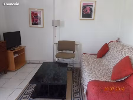 studio cabine pour étudiant