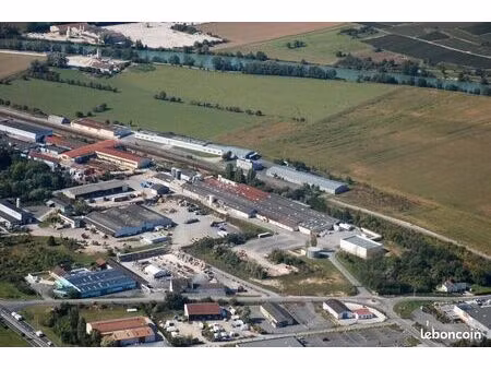 ?️? terrain industriel 3500 m2 avec bâtiment de 1200 m2 location / vente