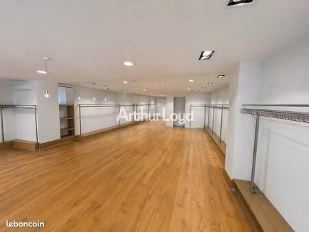 local commercial 160 m²