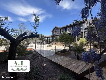 propriété 9 pièces 271 m²