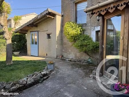maison de village 5 pièces 97 m²