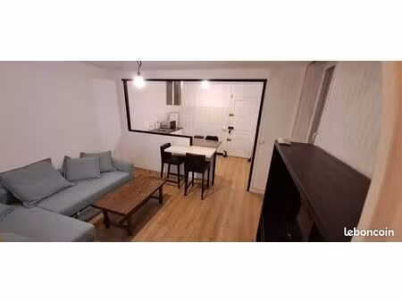 t2 – 35 m² – quartier dervallières – zola  disponible dès le 2 mai