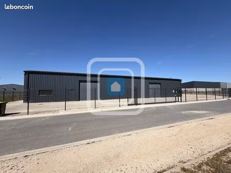 local d'activité 280 m²