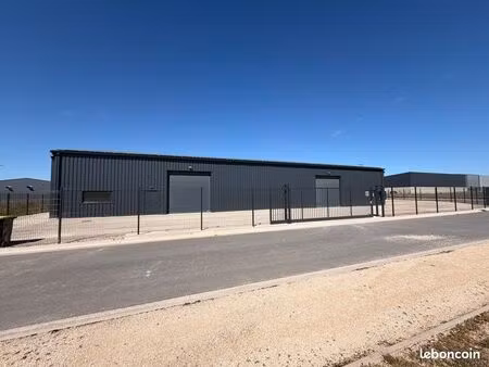 à louer — locaux d'activités neufs zone artisanale de recy