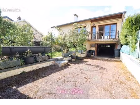 maison 5 pièces 101 m²