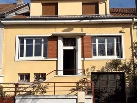 maison à saint-max