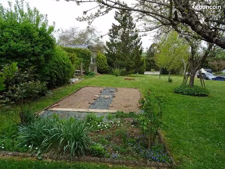 terrain à bâtir à brin sur seille