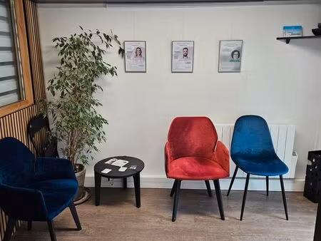 location bureau paramédical/ medecine alternative