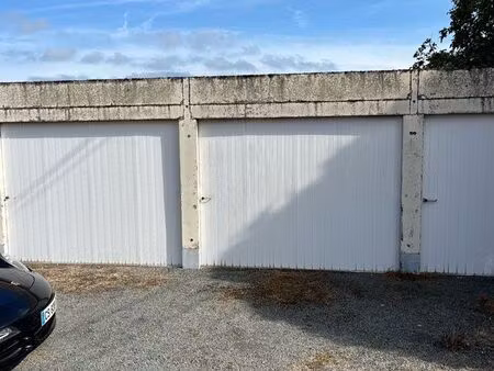 garage à louer
