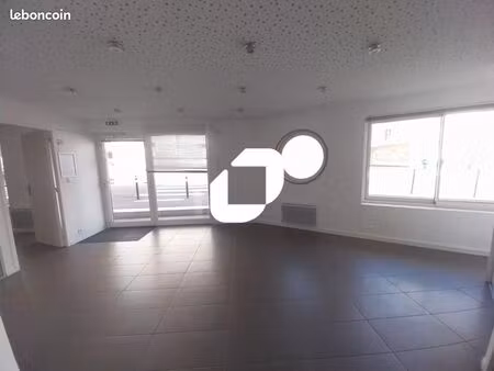 local commercial 68 m²