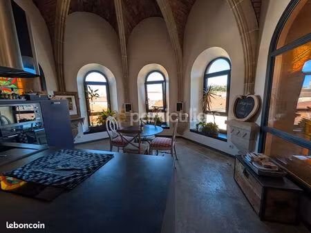 maison 5 pièces 373 m²