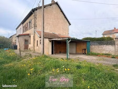 maison 4 pièces 85 m²