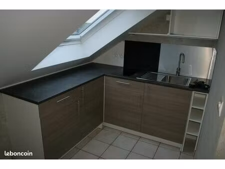 apt t3 55 m2 avec petit balcon