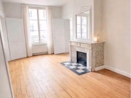 appartement t5 hypercentre style haussmanien